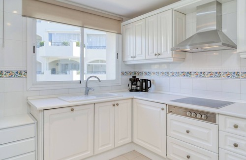 Nikki Beach Apartment | Apartment 'Hacienda Playa' with Shared Pool, Wi-Fi and Air Conditioning