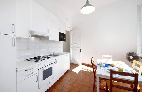 San Teodoro Apartment | Apartment 'I Marinai' with Sea View and Wi-Fi