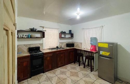 Isla de Utila Apartment | Apartment in center of town #2