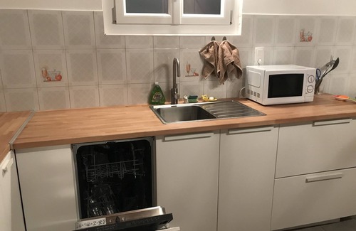 Murianette Apartment | Apartment in country cottage