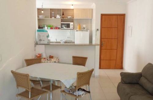 Praia da Enseada Apartment | Apartment in Enseada, 2 bedrooms, air conditioning, swimming pool and 100m from the beach!