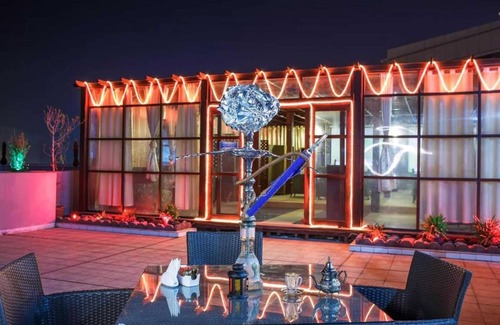 Al-Fujairah House | Apartment in Fujairah with Rooftop Pools