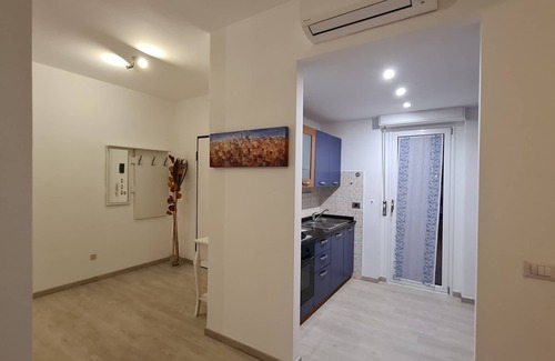 Pivarada Apartment | Apartment in Lido beachfront center with sea view terrace and Wi-Fi