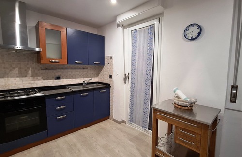 Pivarada Apartment | Apartment in Lido beachfront center with sea view terrace and Wi-Fi