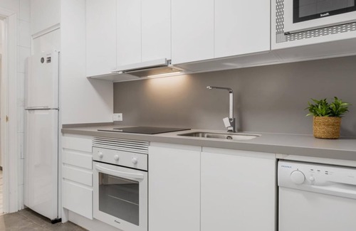 Puerto Banus Apartment | Apartment in Medina Garden for 4 people | 711