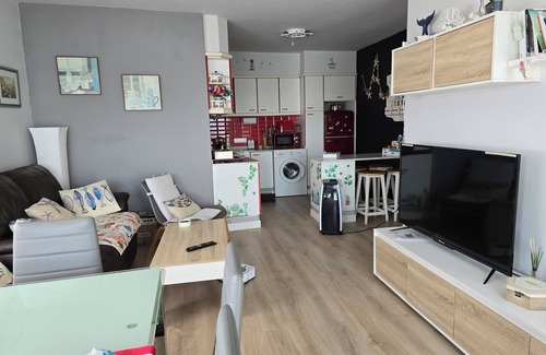 Muxia Apartment | Apartment in Muxía. In front of the marina