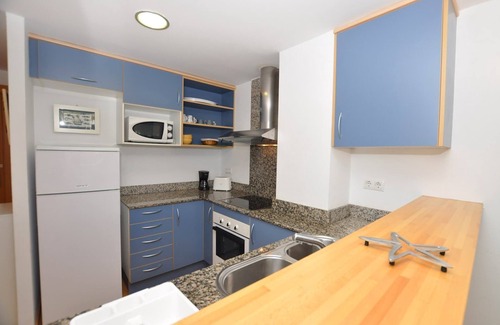 Santa Margarida Apartment | Apartment in Roses near Sandy Beach