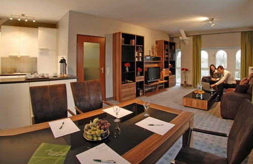 Neukirchen-Vluyn Apartment | Apartment in the hotel steam mill