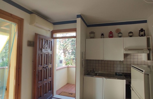 Marcelli House | Apartment in Villetta Passione Marinara near the sea, Terrace, parking space