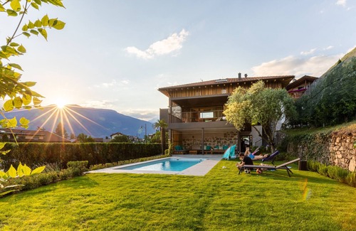 Postal Apartment | Apartment "Innerbachlerhof Laugen" with Wi-Fi, Air Conditioning, Garden & Pool