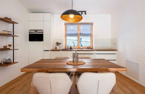 Ultimo Apartment | Apartment 'Jan's Am See' with Lake View, Balcony and Wi-Fi