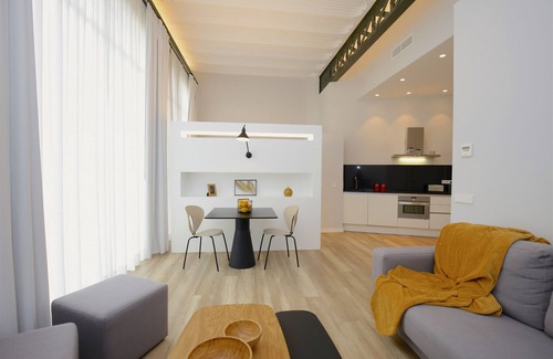 Old Town Apartment | Apartment L´Aguila 1 in the heart of Palma with Wifi, AC, Fully Equipped, Bright
