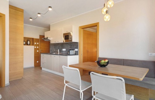 St. Michael/San Michele Apartment | Apartment 'Landhaus Antonius Suite Marius' with Mountain View, garden and Air Conditioning