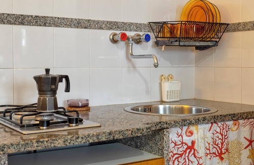 Pivarada Apartment | Apartment "Lilla" with Sea View, Private Terrace & Wi-Fi