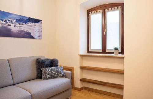 Roccabruna Apartment | Apartment 'Locanda Ca Bianca - Family Suite' with Mountain View, Shared Garden and Wi-Fi