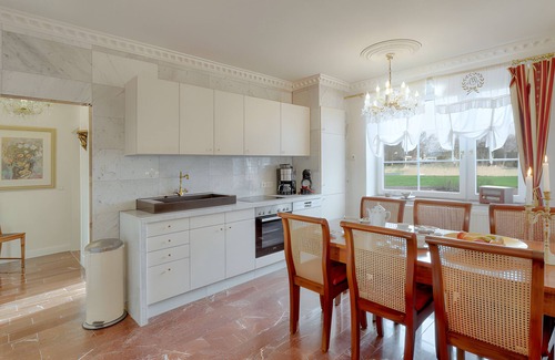 Horsbull Apartment | Apartment 'Maximilian Suite' with Shared Garden and Wi-Fi