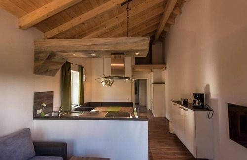Kindenheim Apartment | Apartment "Magnolia" - "Living in the garden of the senses"