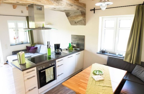 Kindenheim Apartment | Apartment "Magnolia" - "Living in the garden of the senses"