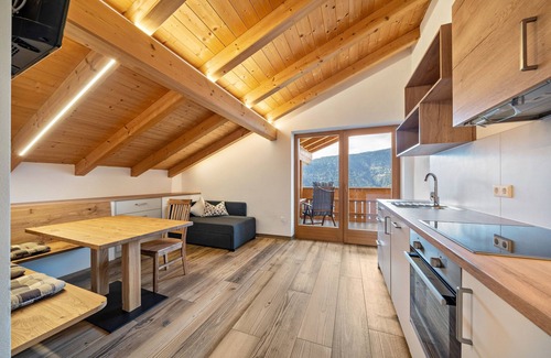 Ultimo Apartment | Apartment 'Matscherhof Helena' with Mountain View, Shared Garden and balcony