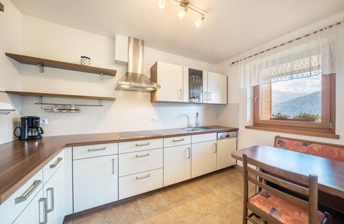 Ultimo Apartment | Apartment 'Matscherhof Nikolaus' with Mountain View, Shared Garden and balcony