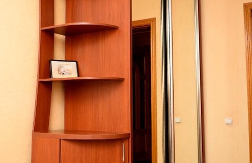 Zarichnyi District Apartment | Apartment on Petropavlivs'ka 90