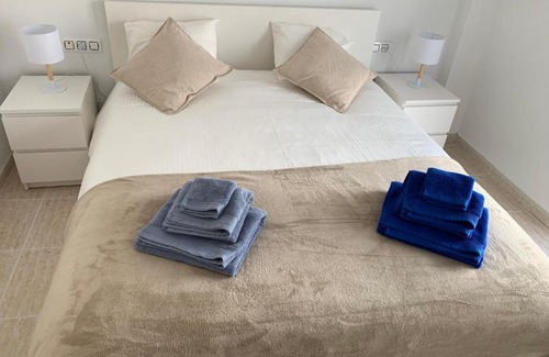 Almerimar Apartment | Apartment on Top Beach location next to the 27h golf and marina