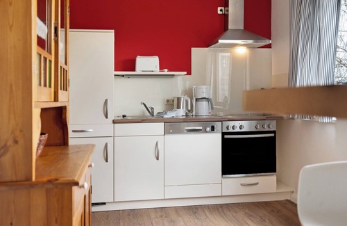 Kronsgaard Apartment | Apartment 'Ostseeblick Fewo 2' with Private Terrace and Wi-Fi