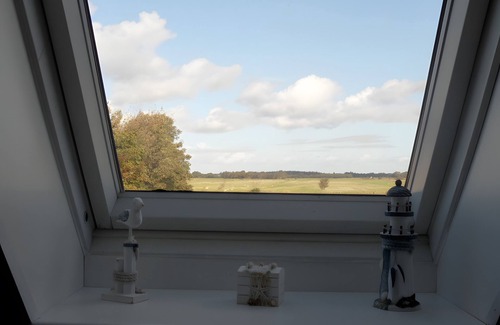 Neukirchen/Erzgeb Apartment | Apartment 'Pankratz' with Shared Terrace, Shared Garden and Wi-Fi