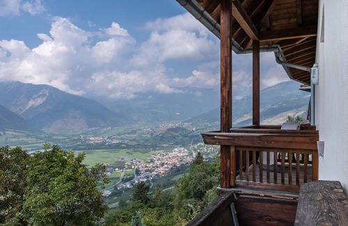 Sluderno Apartment | Apartment 'Patztauhof Ortlerblick' with Mountain View, Private Terrace and Wi-Fi