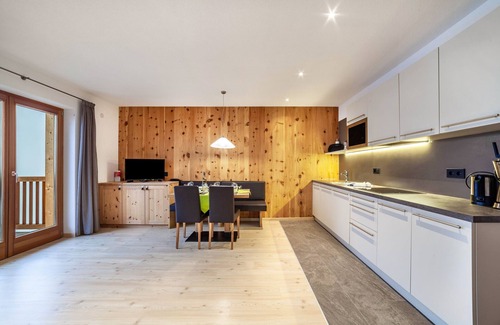 Ultimo Apartment | Apartment "Residence Kalchgruberhof - Lärche" with Mountain View, Shared Garden & Wi-Fi