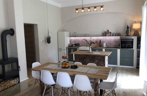 Pirna Apartment | Apartment Rittersporn on the ground floor with sauna, mini pool and garden, Apartment Rittersporn on the ground floor