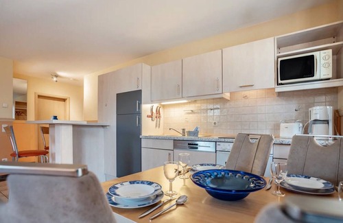 Buschvitz Apartment | Apartment 'Schwalbennest' with Shared Terrace, Shared Garden and Wi-Fi