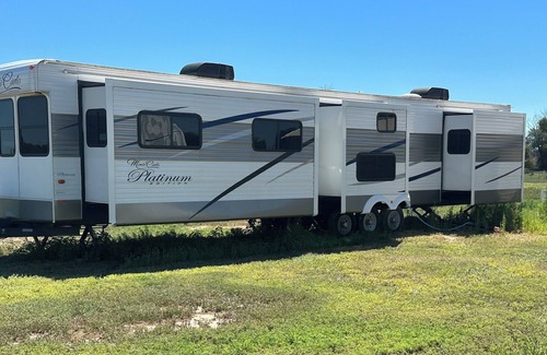 Pueblo House | Apartment Size Travel Trailer