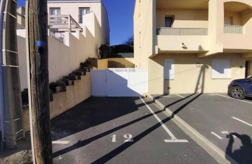 Saint-Pierre-la-Mer Apartment | Apartment T3 RDC with terrace - 5mn from the sea