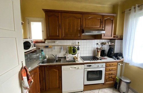 Aix-les-Bains Villa | Apartment T4 76m2 with garden in villa between town and lake