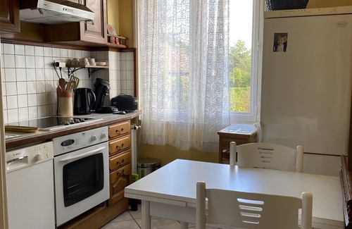 Aix-les-Bains Villa | Apartment T4 76m2 with garden in villa between town and lake