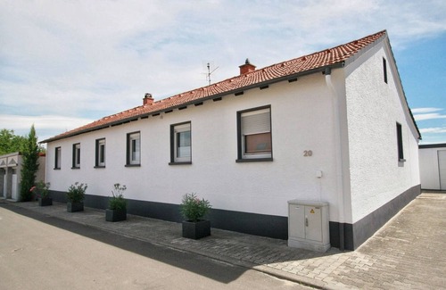 Obrigheim Apartment | Apartment Weickert near German Wine Route