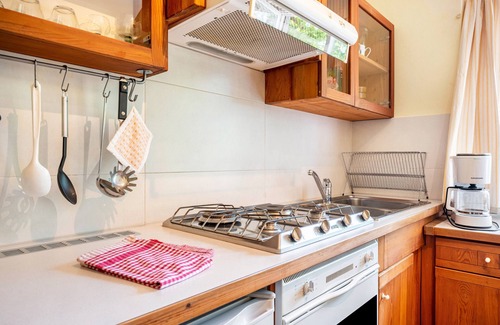 Lagundo Apartment | Apartment 'Weinberg 2' with Mountain View, Shared Pool and Wi-Fi