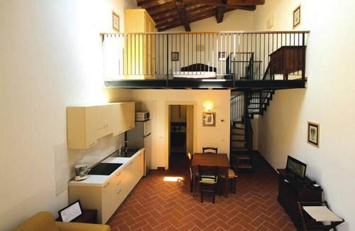 Piombino Apartment | Apartment with balcony in Poggio all'Agnello
