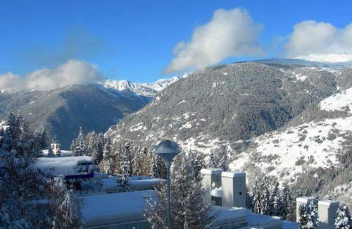 Marilleva Apartment | Apartment with direct access to the slopes and heated swimming pool