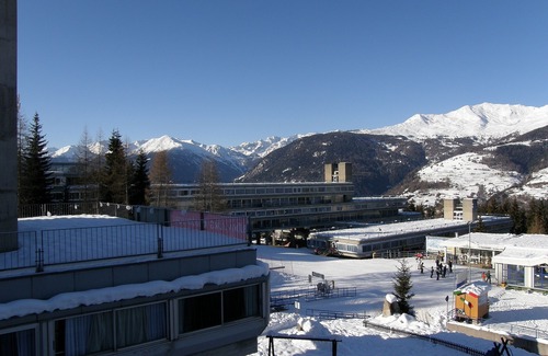 Marilleva Apartment | Apartment with direct access to the slopes and heated swimming pool