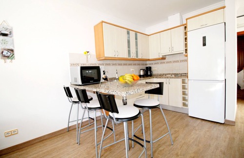 Lomo Quiebre Apartment | Apartment with private terrace and sea views in Puerto de Mogán.