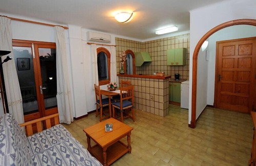 Cala Ferrera Apartment | Apartment with pool near Cala Ferrera beach and Cala D'Or center