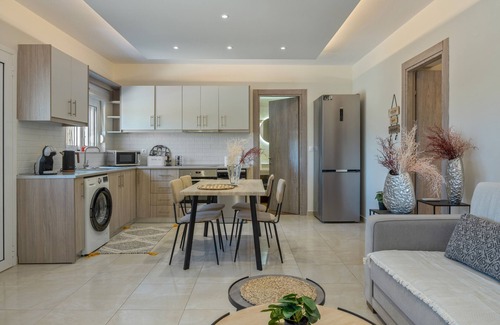 Mastichari Apartment | Apartment 'With Private Pool No 2' with Private Garden, Wi-Fi and Air Conditioning