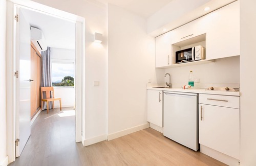 Muro Apartment | Apartment with shared pool, near the beach