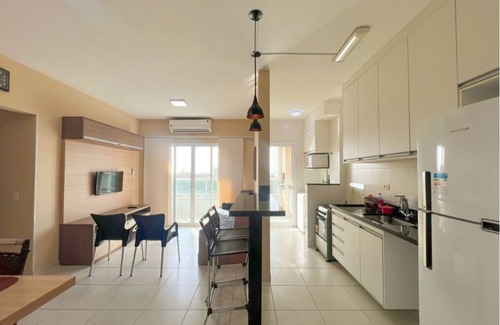 Toninhas Apartment | APARTMENT WITH SEA VIEW, 2 PARKING SPACES, ABSOLUTE HYGIENE, WE HAVE OTHER OPTIONS.