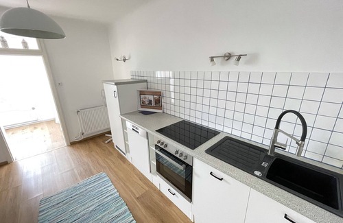 Hutteldorf Apartment | Apartment with veranda, children welcome, free parking, garden