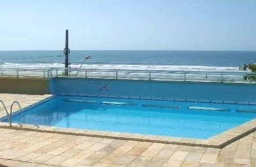 Caioba Apartment | Apartment with Wi-Fi on the seafront Praia Brava, Caiobá/PR
