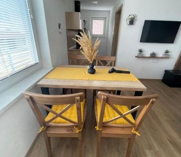 Cerkno House | Apartments and rooms pri Bašlju