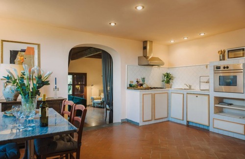 Impruneta Villa | Apartments Florence - Villa La Medicea - swimming pool-Updated 2024